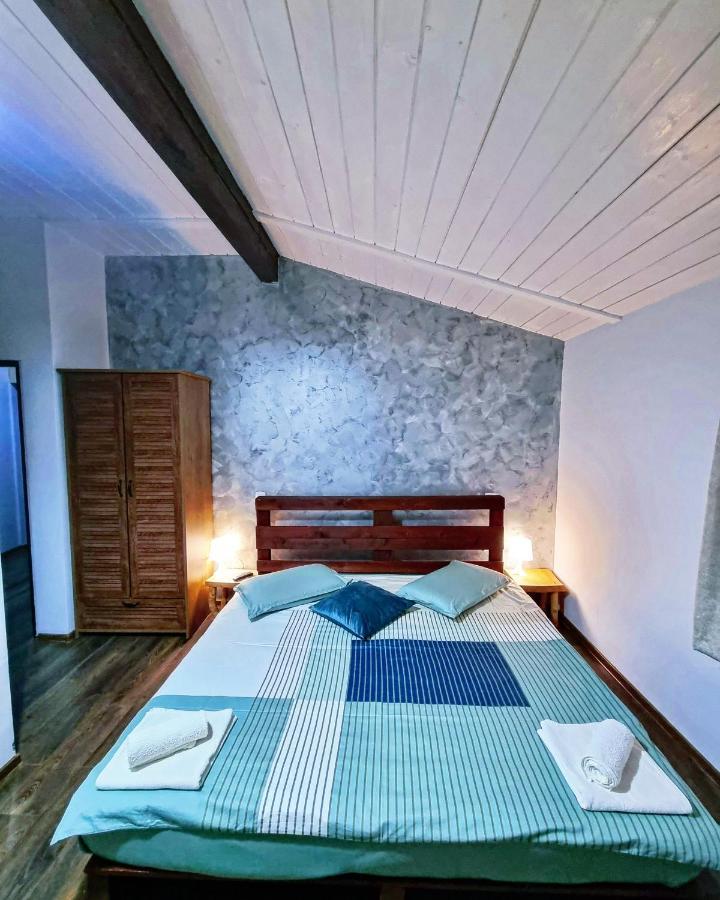 Cabana Casaru Colibiţa Buitenkant foto